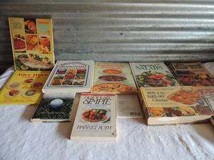 lot 191 image: cookbooks-chicken recipes, salads, fast meals, Tappan microwave cooking and more