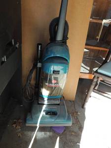 lot 217 image: Wide path hoover vacuume  bagless unknown working