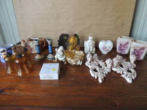 lot 251 image: Various candle holders candy dishes wall art book ends and more