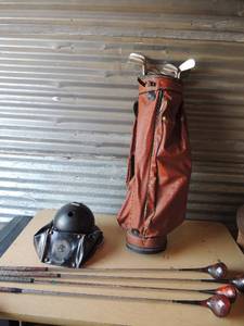 lot 306 image: Brown golf bags WITH Ben Hogan DRIVERS Spoon #3     plus a black bowling ball with bag