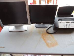 lot 60 image: Northgate Inovationscomputer screen dell computer monitor and HP copy and fax machine