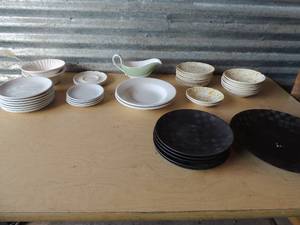 lot 281 image: Dish lot- Homeland Black 5 salad bowls, 1 large plate, Rego white dishes 2 bowls, 4 dessert plates, 7 saucers, 2 wisteria bowls spode bone china gravy boat and grey leaf dishes x 8 bowls and 10 saucers