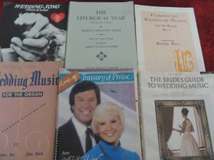 lot 46 image: MUSIC BOOKS - SHEET MUSIC QTY 8 HAMMOND ORGAN METHOD , CLASSICAL WEDDING BRIDAL CHORUS GAITHER WEDDING SONG