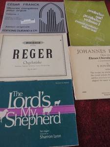 lot 52 image: MUSIC BOOKS - SHEET MUSIC QTY 9 - REGER LORDS MY SHEPARD CESAR FRANCK PRELUDES & MORE