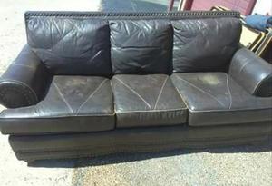 lot 13 image: Brown leather  sofa with furniture tacs