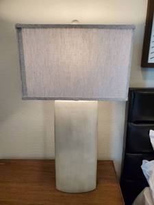 lot 22 image: Bassett Jonas Table Lamp