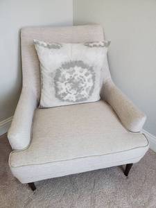 lot 85 image: Upholstered Arm Chair with Tapered Wood Legs