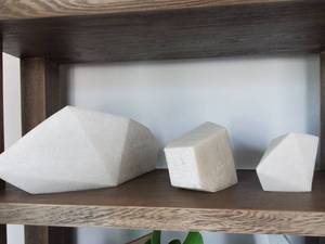 lot 93 image: Stone Look Resin Rocks