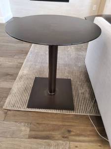 lot 154 image: Round Metal Table