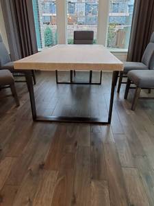 lot 166 image: Universal Robards Rectangular Dining Table with Leaf