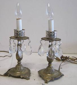 lot 647 image: 2 Brass lamps with glass prisms