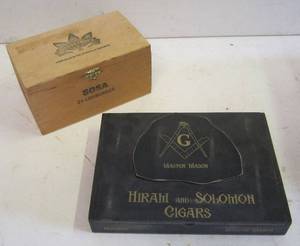 lot 655 image: wood cigar boxes
