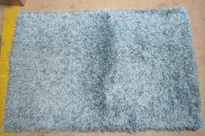 lot 669 image: Pier One Confetti Shag Teal Rug
