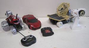 lot 701 image: Lot of Functional RC Vehicles