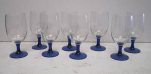 lot 751 image: Set of 8 Wineglasses