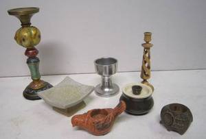 lot 782 image: 7 Candle Holders