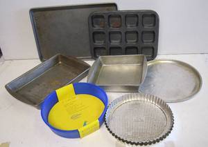 lot 786 image: Baking Pans