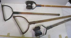 lot 793 image: Yard tools