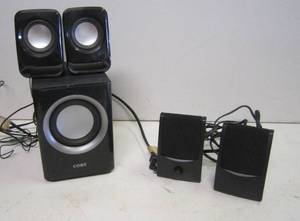 lot 825 image: Lot of Computer Speakers