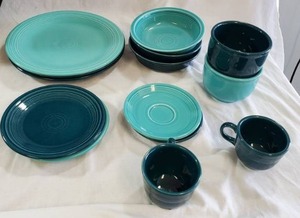 lot 94 image: Fabulous Aqua & Dark Blue Fiesta Ware