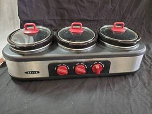 lot 102 image: Bella Triple Slow Cooker & Buffet Server