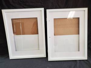 lot 104 image: Pair of FramesShadowboxes