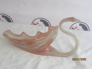 lot 7 image: VINTAGE MURANO&nbsp ITALIAN GLASS SWAN CENTER PIECECANDY DISH&nbsp