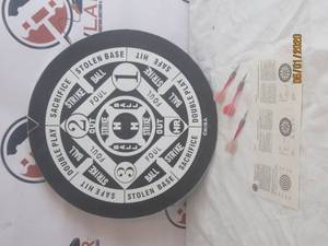 lot 19 image: BASEBALL DART WALL HANGING GAME WITH 3 DARTS&nbsp