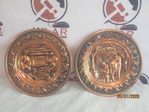 lot 28 image: TOTAL OF 2 COPPER CRAFT GUILD EMBOSSED COPPER WALL PLATES .&nbsp MADE IN TAUTON ,MASS&nbsp- FAMILY AT THE WISHING WELL&nbsp&nbsp- FARRIER SHOEING HORSE&nbsp&nbspBOTH 13 DIAMETER EACH&nbsp