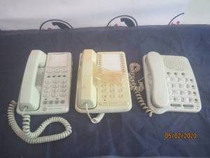 lot 145 image: TOTAL OF 3 VINTAGE PHONES&nbsp2-LINE SPEAKER&nbsp