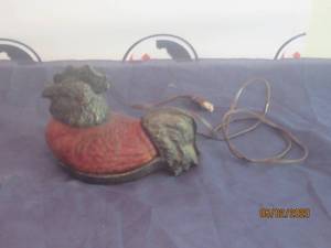 lot 162 image: HEAVY ROOSTER LAMP GLASS &amp CAST IRON&nbsp