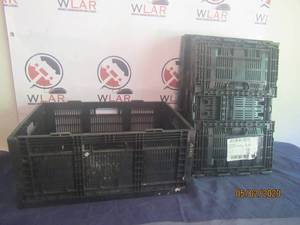 lot 178 image: TOTAL OF 4 RETURNABLE PLASTIC CRATES&nbsp