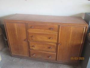 lot 199 image: 4 DRAWER DRESSER WITH 2 SIDE CABINETS&nbsp&nbsp-54 L X 18 X 33 H
