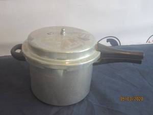 lot 217 image: VINTAGE MANTTRA PRESSURE COOKER&nbsp