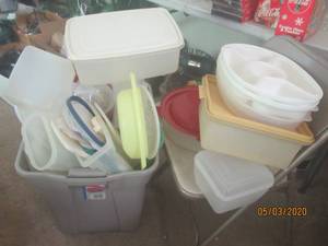 lot 278 image: MISC GENEROUS AMOUNT OF ASSORTED TUPPERWARE&nbsp -SEE PICS&nbsp&nbsp- TOTE INCLUDED&nbsp