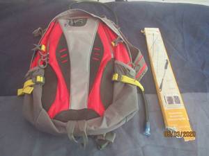 lot 291 image: OUTDOOR HYDRATION RESERVOIR BACK PACK &amp HYDRATION RESERVOIR CLEANING KIT&nbsp