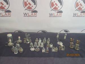 lot 299 image: 30 SALT N PEPPER SHAKERS