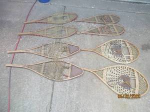 lot 190 image: VINTAGE SET OF 4 TRADITIONAL HURON WOODEN SNOW SHOES&nbsp