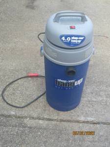 lot 193 image: 4.0 SHOP VAC HANG UP WET DRY VACMODEL QPSH400