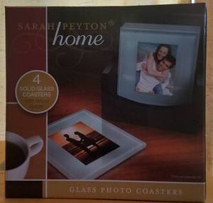 lot 38 image: SARAH PEYTON GLASS COASTERS SET (NEW IN BOX)