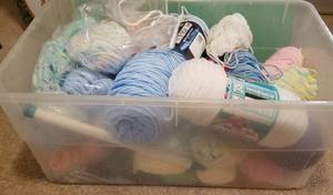 lot 87 image: LOT OF ASSORTED YARN