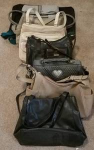 lot 91 image: LOT OF ASSORTED PURSES