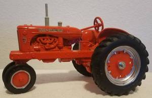 lot 125 image: VINTAGE ALLIS CHALMERS WD45 DIE-CAST FARM TRACTOR