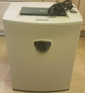 lot 186 image: FELLOWS SHREDDER MODEL OD1500C