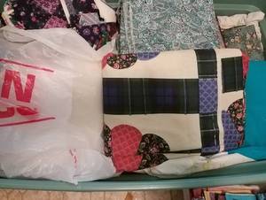 lot 102 image: LOT OF ASSORTED SEWING  MATERIAL