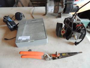 lot 454 image: weed eater motor, JETTA CORP  1.5 BHP PUMP, RAYOVAC BATTERY CHARGER , 3 chargers
