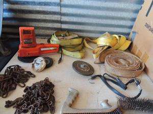 lot 369 image: Kmart polish sander 2 speed,   101 tow chain with hooks straps,  wire brushes and more