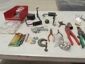 lot 383 image: Drill bits, wire cutters, needle nose, plyers, breakers, door hinges and more