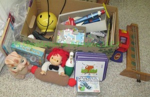 lot 31 image: Assorted toys as shown