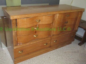 lot 30 image: Mid-century wave front vanity dresser matches lot 16